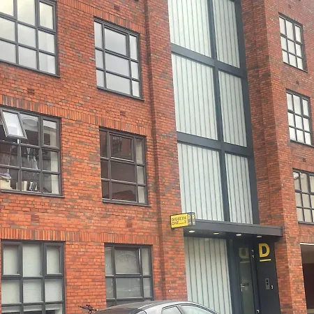 Apartment Stylish Modern One Bed Birmingham